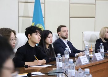 Астанада жаңа Конституция жобасын қолдауға арналған «Ассамблея жастары» РҚБ отырысы өтті