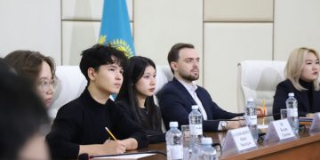 Астанада жаңа Конституция жобасын қолдауға арналған «Ассамблея жастары» РҚБ отырысы өтті