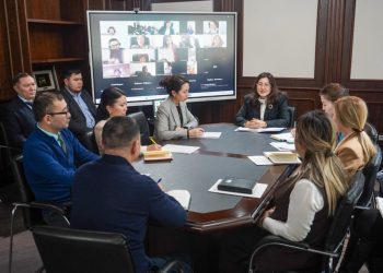 Сапалы білім беру және цифрлық қауіпсіздік: « «Талдау» ҰЗББО АҚ сарапшылары конституциялық жаңашылдықтарды талқылады