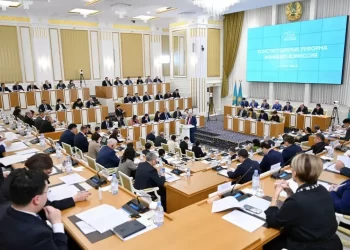 Жаңа Конституция: өндіріс орындарындағы жұмысшыларға нақты кепілдіктер