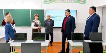 Аягөздегі білім нысандары жаңарып жатыр: облыс әкімі балабақша мен гимназияны аралады