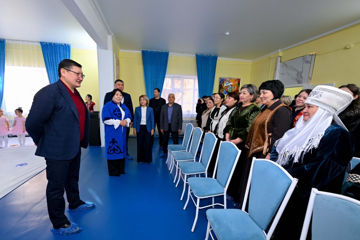 Аягөздегі білім нысандары жаңарып жатыр: облыс әкімі балабақша мен гимназияны аралады