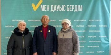 Ұлы ақын Абай Құнанбайұлының ұрпақтары референдумға қатысып, өз таңдауларын жасады