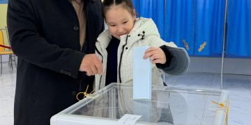 Ұлттық ядролық орталық қызметкерлері референдумға қатысты