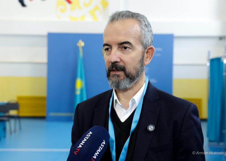 Албанияның Мемлекеттік сайлау комиссары Қазақстандағы референдумның ашықтығы мен тарихи маңызын атап өтті