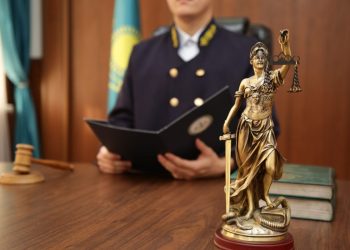 Балконды жөндеуден кейін анықталған кемшіліктер жойылмағанына байланысты Абай облысында соттың қаулысы шықты