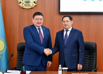 Облыс әкімі Бесқарағай ауданының жаңа әкімін таныстырды