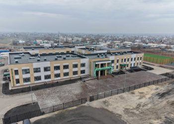 Шығыс кентінде 300 орындық жаңа мектеп ел игілігіне берілді