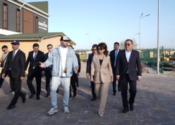 Аида Балаева Алматы облысындағы туристік нысандардың жазғы маусымға дайындығын тексерді