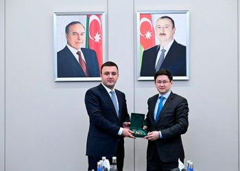 Қазақстан Қорғаныс министрінің цифрландыру жөніндегі орынбасары Бакуге сапармен барды