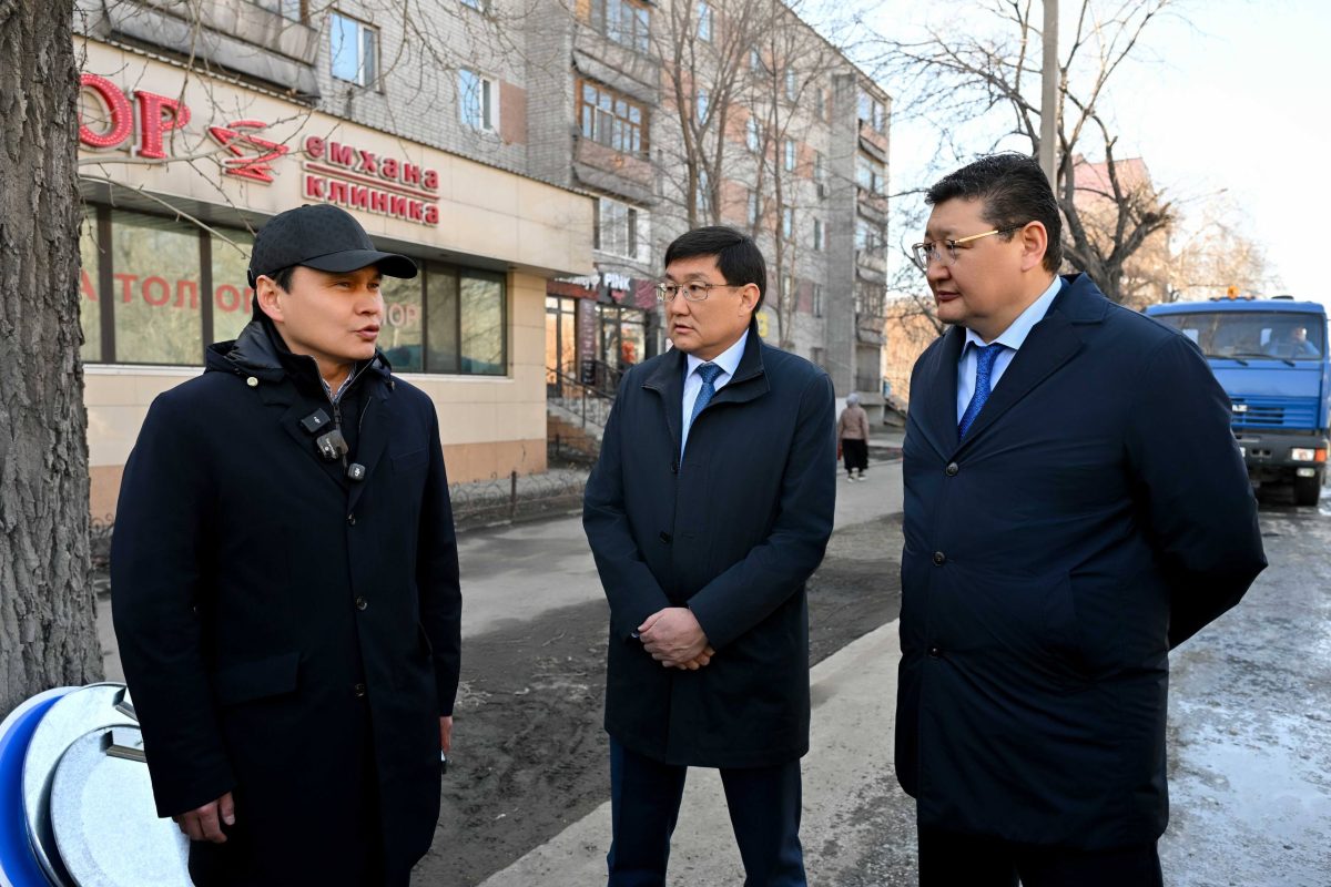 Семейде биыл 100 көше мен 100 аула жаңарады