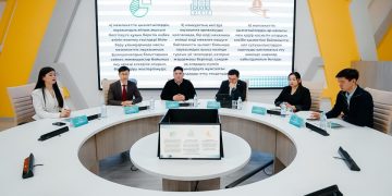 Заң және болашақ: Семейде жастармен кездесу өтті