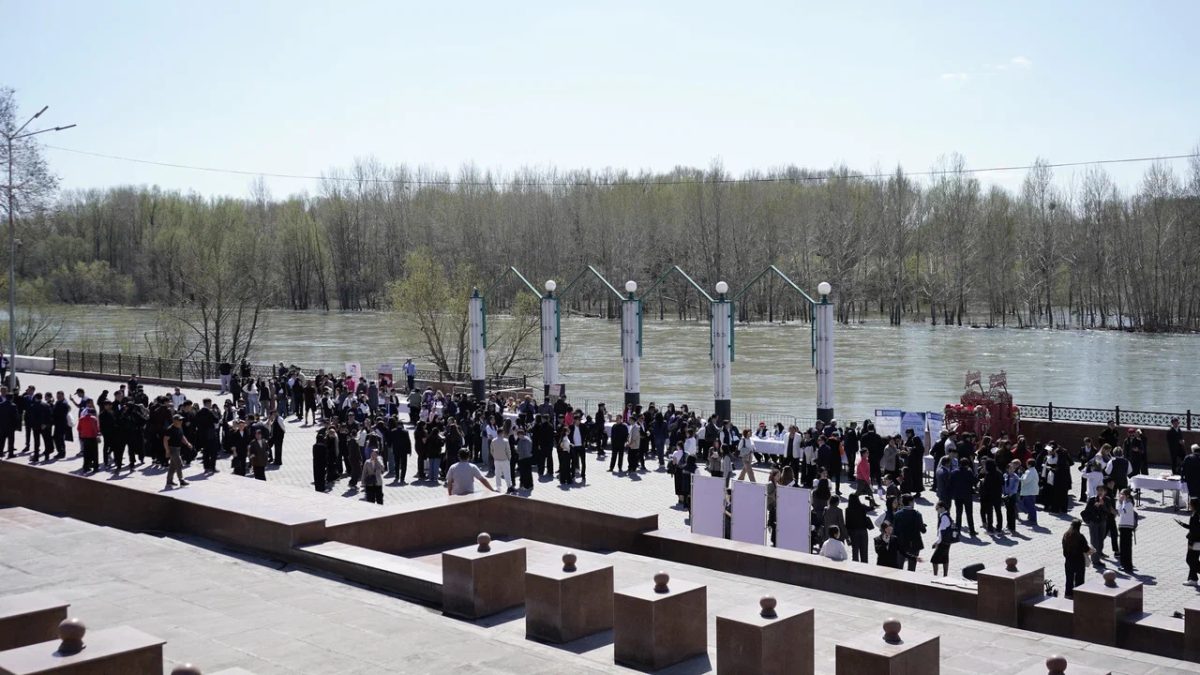 Семейде «Адал адам – адал еңбек» жәрмеңкесі өтті