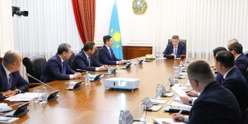 Олжас Бектенов жеңіл өнеркәсіпті дамыту тәсілдерін қайта қарауды тапсырды