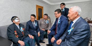 Абай облысында соғыс ардагерлері мен тыл еңбеккерлеріне құрмет көрсетілді