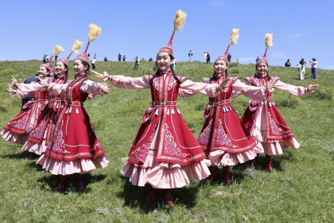 Жетісу облысында «Сиверс алма ағашының гүлдеуі» фестивалі жоғары деңгейде өтті