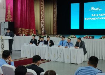 «Заң керуені» Бородулиха ауданында: тұрғындар құқық қорғау органдарымен кездесті