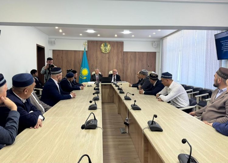 Діни бірлестік өкілдерімен дөңгелек үстел өтті