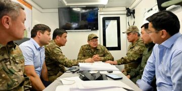 Бородулихадағы орман өрті: облыс әкімі жағдайды әуеден бақылап, қосымша күштер тартылды