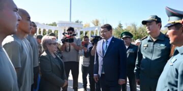 Абай облысында алғаш рет жаңа форматта әскерге шығарып салу рәсімі өтті