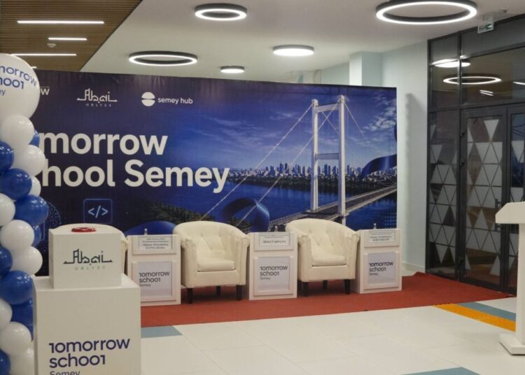 Болашақ бүгіннен басталады: Семейде Tomorrow School жасанды интеллект мектебі ашылды