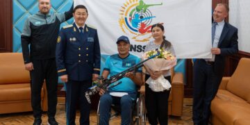 Берік Асылов Азия пара ойындарының жеңімпазы Еркін Ғаббасовты құттықтады