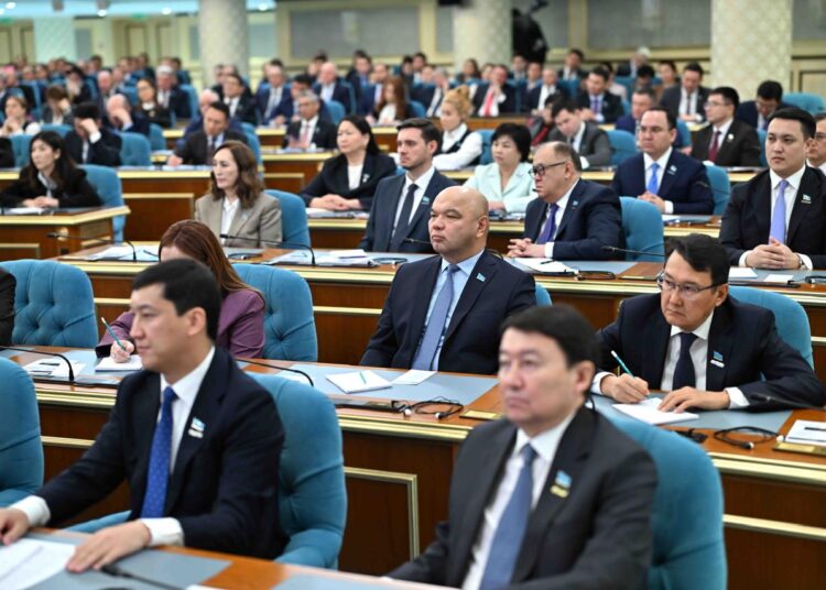 Халықтық құрылыс халықтың тұрмысын жақсартудың жаңа кезеңі